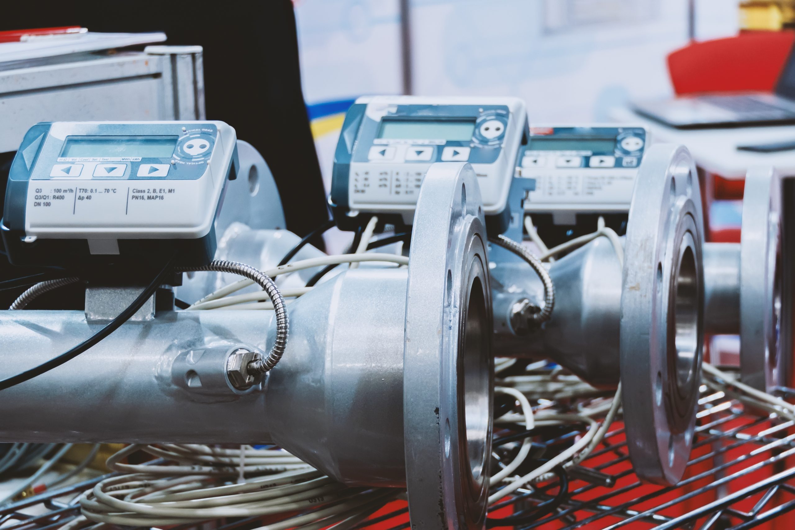 Supply and Integration of 147 High-Accuracy Ultrasonic Flow Meters for Water and Gas Injection Application